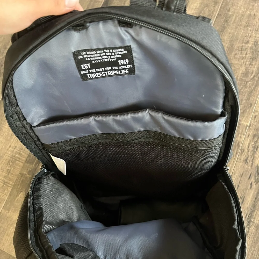 Adidas backpack - Picture 3 of 3